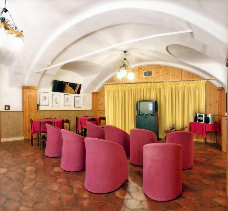 Albergo Il Castellino Boario Terme Εξωτερικό φωτογραφία